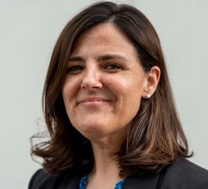 Michelle Llinas Headshot